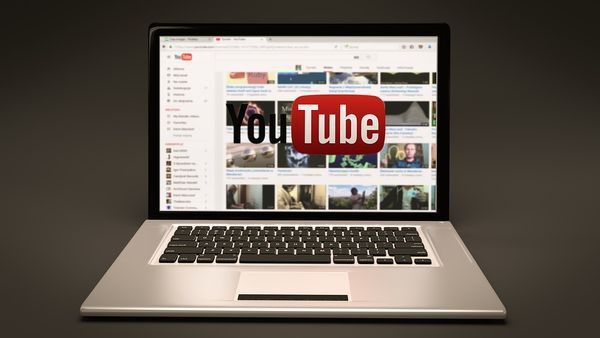 Complaint from US watchdog: YouTube illegally collects data on childrenz from US watchdog: YouTube illegally collects data on children  
