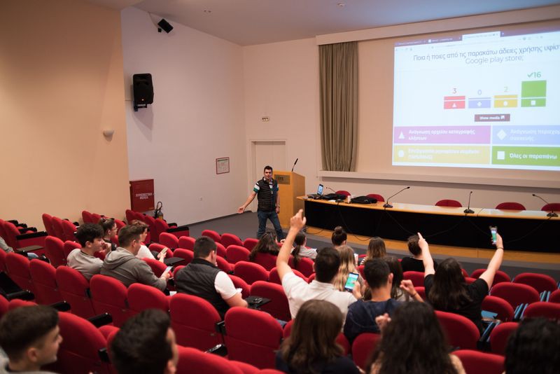 Presentation to the students of the High School of Kroussonas (26/04/2018, Heraklion)  